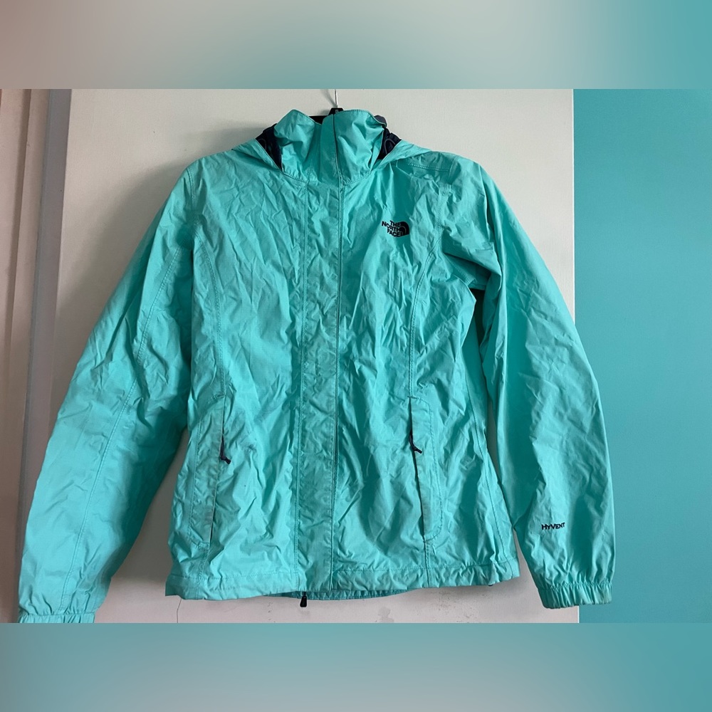 North Face real raincoat size Small